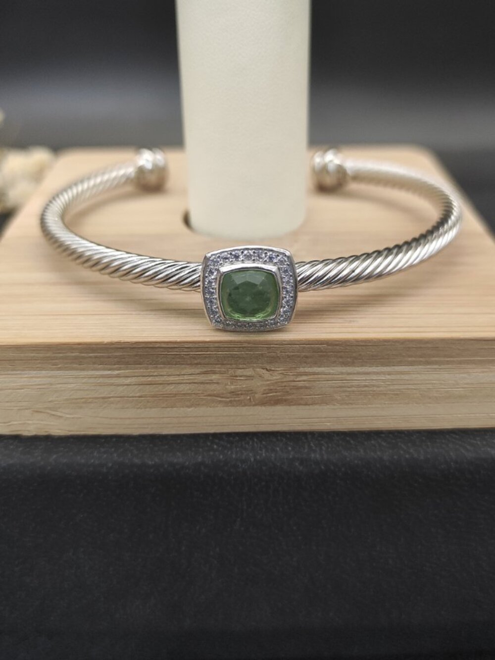 David Yurman Four-Pronged Diamond Beaded Green Diamond Bracelet